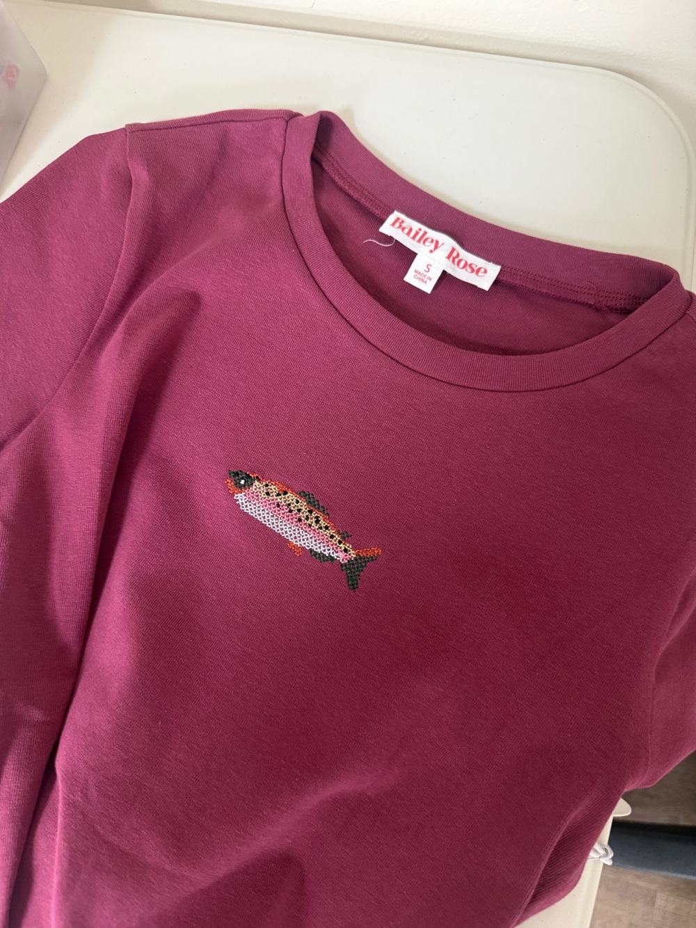 Bailey Rose White Fish Embroidered Fish Tee Raspberry S - Picture 4 of 4